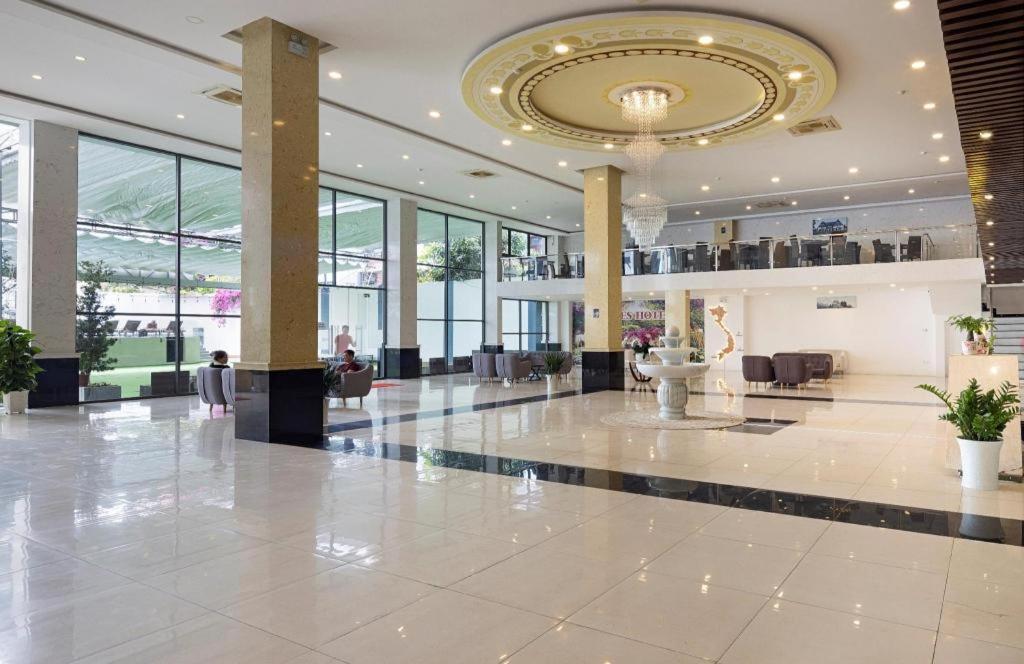 Aries Hotel Нячанг Экстерьер фото
