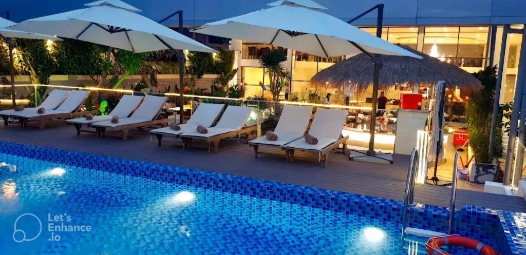 Aries Hotel Нячанг Экстерьер фото